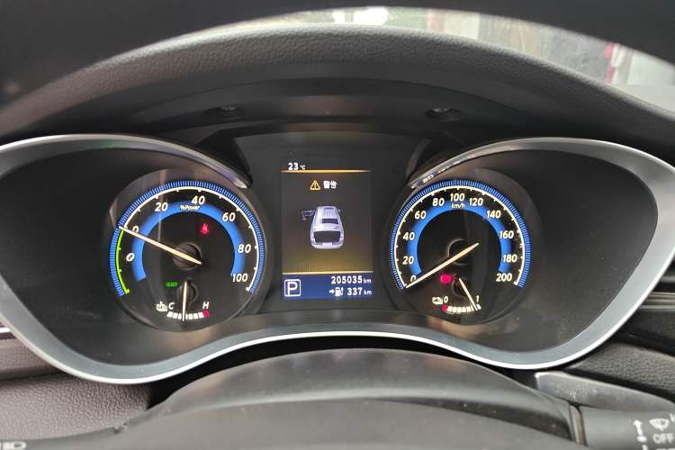 Used Venucia D60EV 2022 Standard Range Comfort Edition Instrument Cluster