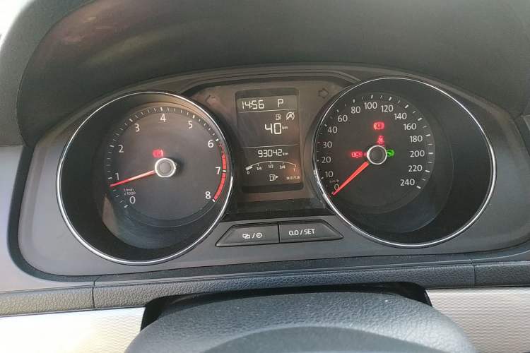 Used Volkswagen Gran Lavida 2017 180TSI DSG Comfort Edition
