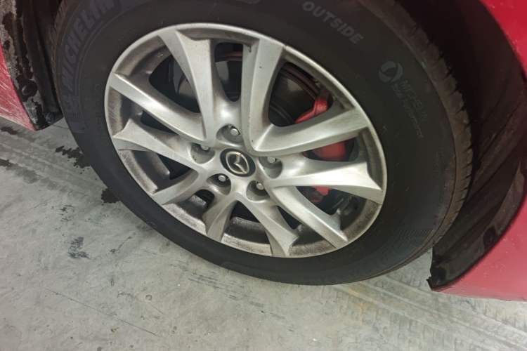 Used Mazda 3 Axela 2017 Sedan 1.5L Automatic Comfort Model Emission Standard China V