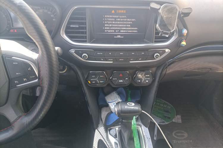 Used GAC Trumpchi GS4 2017 235T Automatic Two-Wheel Drive Luxury Smart Connectivity Version
