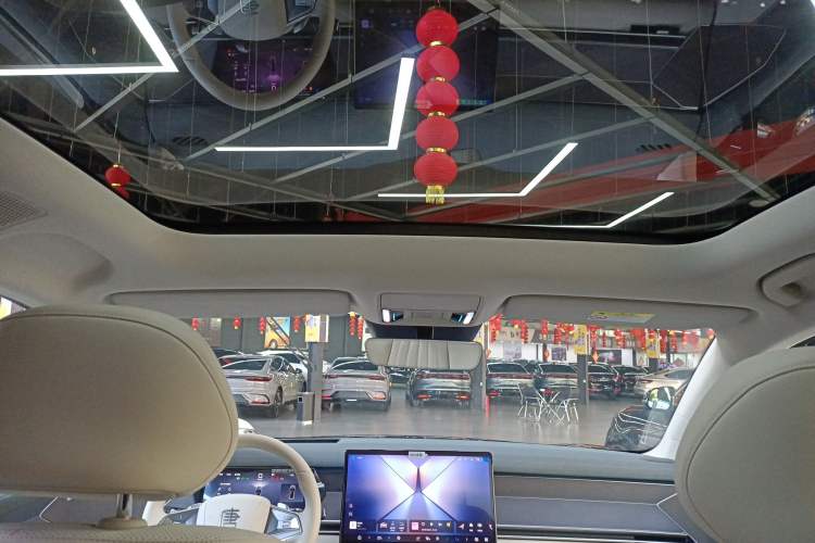 Used BYD Tang L 2025 DM 175KM Drone Player Edition
