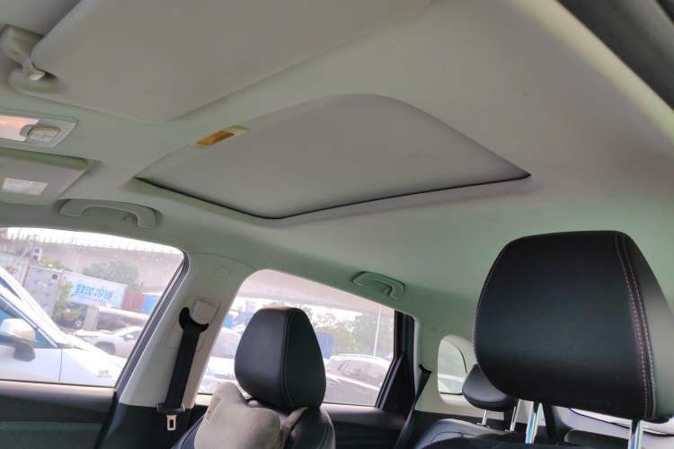 Used Baojun 530 2019 1.5T CVT Luxury Model 7 Seats China V Emission Standard