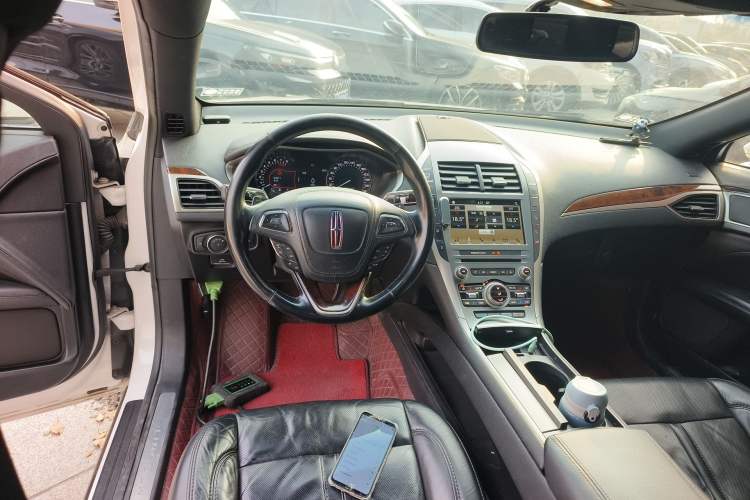 Used Lincoln MKZ 2017 2.0T Luxury Edition
