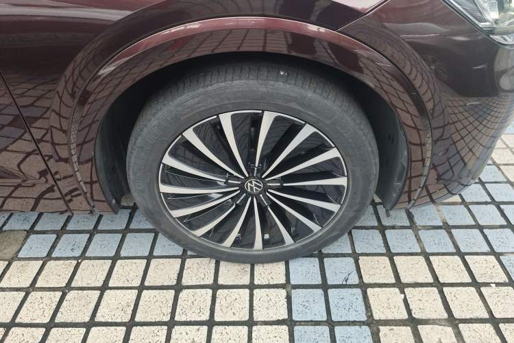 Used Volkswagen Viloran 2020 380TSI Prestige Edition
