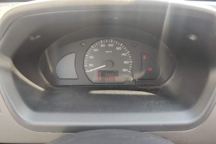 Used Wuling Rongguang 2019 1.2L S Van Standard Model with 5 Seats
