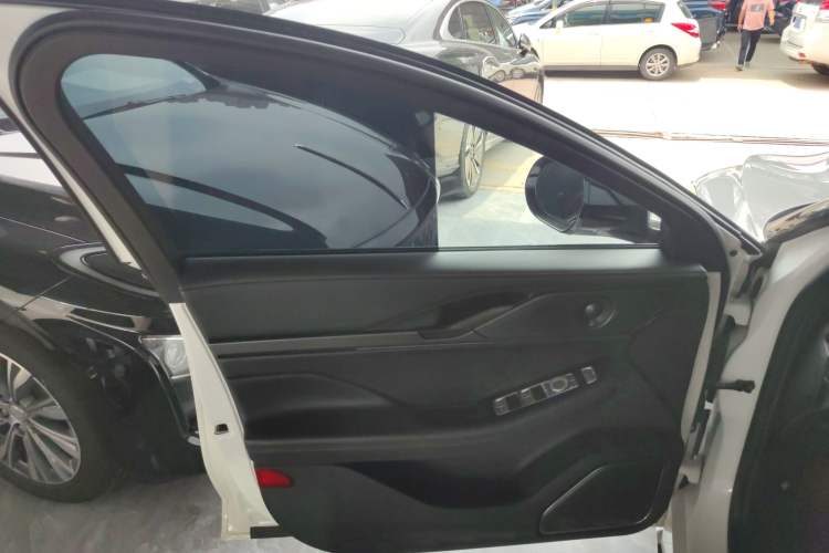 Used Lincoln Z 2022 Facelift iCool Luxury Edition