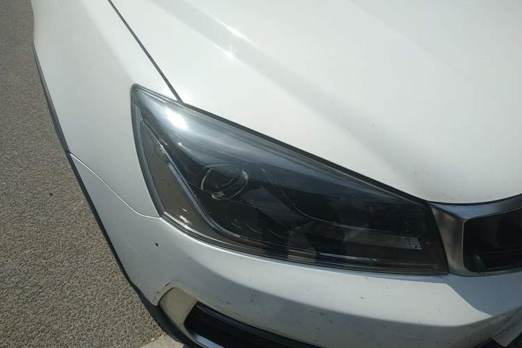 Used Geely Auto Vision S1 2018 1.5L CVT Fongchi Model Right Front Headlight