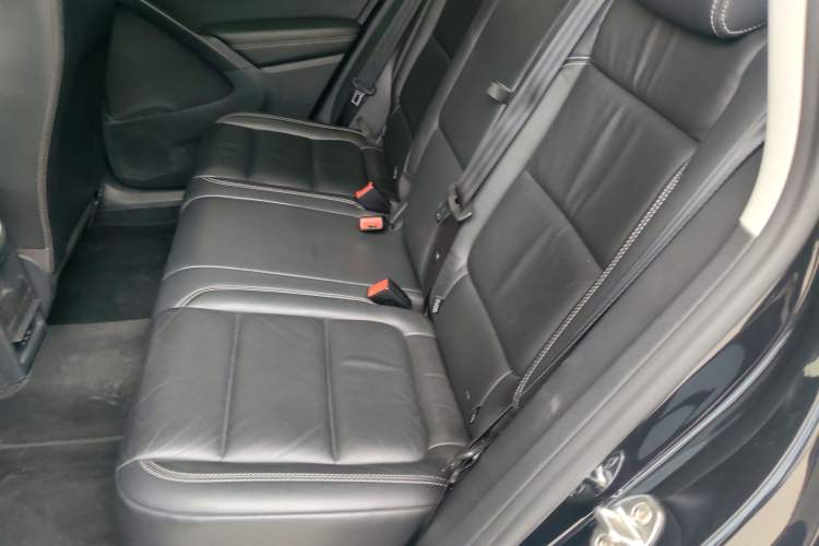 Used Volkswagen Tiguan 2017 300TSI Automatic Two-Wheel Drive Silk Road Comfort Edition Left Rear Seat