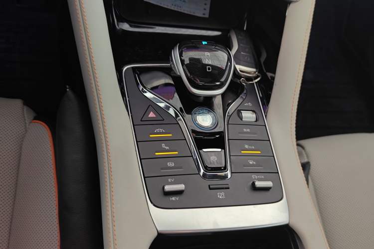 Used BYD Song PLUS New Energy 2021 DM-i 51KM Prestige Model Gear Lever