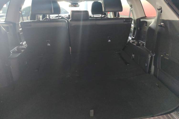 Used Toyota Highlander 2024 2.5L Smart Electric Hybrid Dual-Motor Two-Wheel Drive Luxury Version 7 Seats Trunk