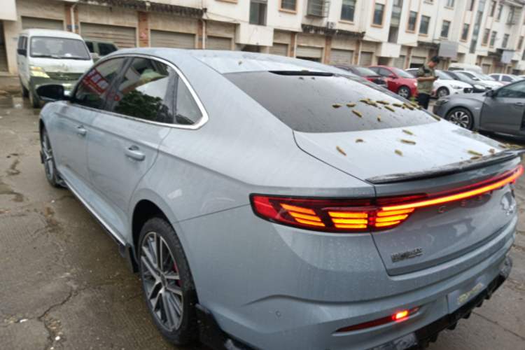 Used Geely Auto Preface 2023 2.0TD "Only This Verdant Green" Edition Exterior 2