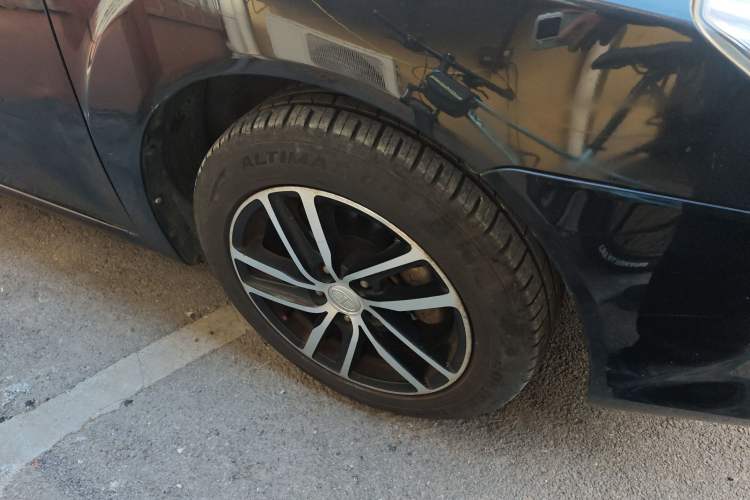 Used Bestune B50 2013 1.6L manual Comfort trim level