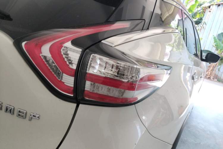 Used Nissan Murano 2019 2.5L XE Two-Wheel Drive Elite Version China VI Standard
