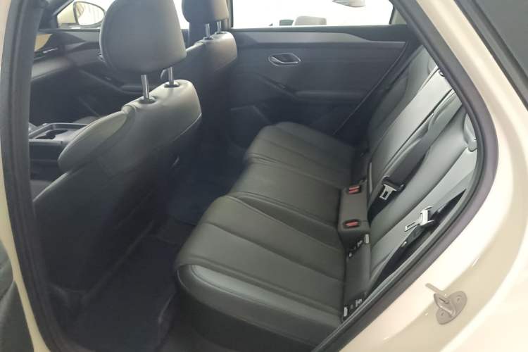 Used BYD Qin L 2025 EV 545KM Beyond Version Left Rear Seat