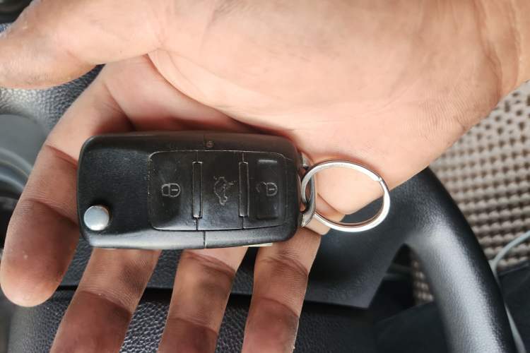 Used Skoda Fabia 2011 1.4L Manual Crystal Edition Vehicle Key