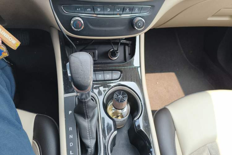 Used Buick Verano 2017 Sedan 15S Automatic Leading Model Gear Lever