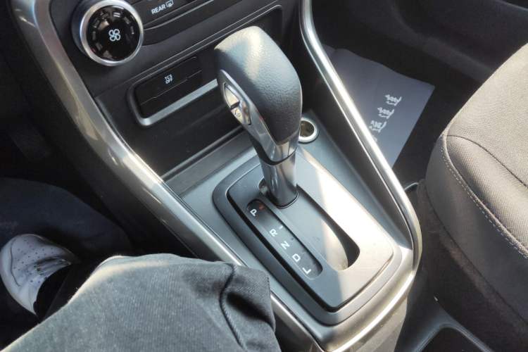 Used Ford EcoSport 2018 1.5L Automatic Platinum Wing Model
