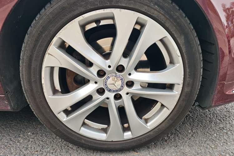 Used Mercedes-Benz C-Class 2011 C 200 CGI Fashion Model