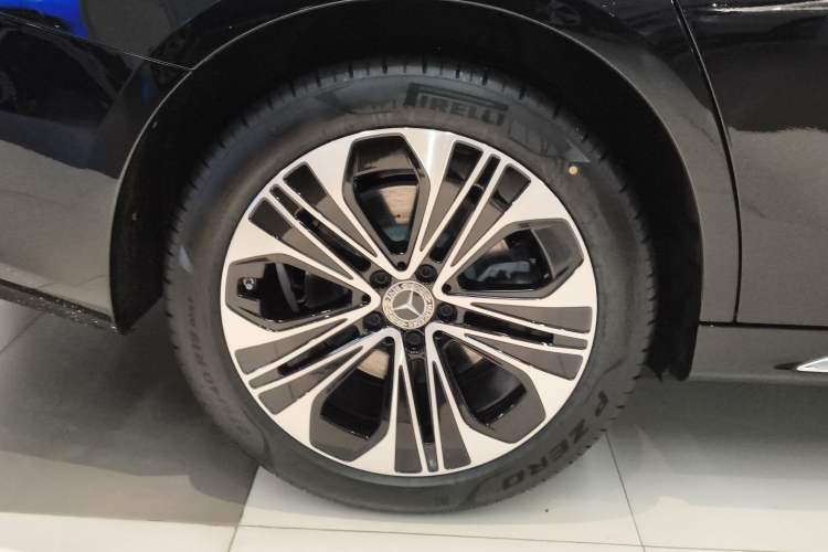 Used Mercedes-Benz E-Class 2026 E 300 L Luxury
