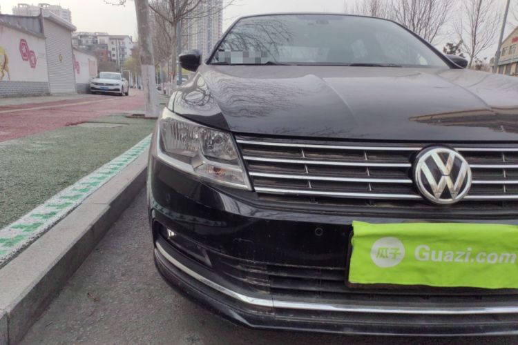 Used Volkswagen Lavida 2015 1.6L Manual Comfort Edition