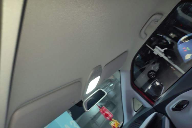 Used Baojun E200 2020 305KM Smart Drive Version Headliner