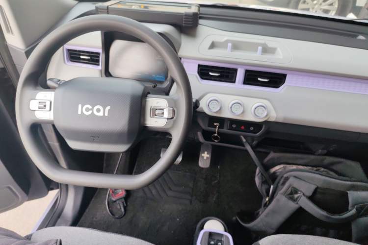 Used Chery QQ Ice Cream 2022 170km Sundae Phosphate Lithium-Ion