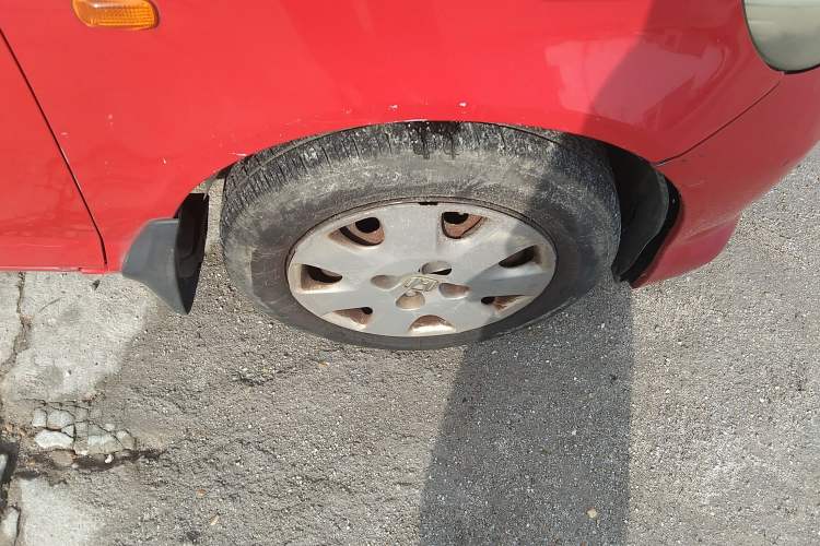 Used Honda Fit 2007 1.3L CVT Comfort Edition Right Front Wheel Hub