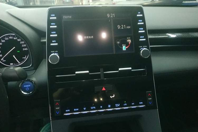 Used Toyota Avalon 2019 Dual-Engine 2.5L Luxury Edition China VI Standard