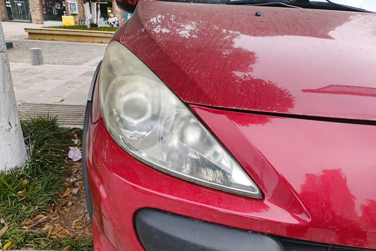 Used Peugeot 307 2013 1.6L Manual CROSS Right Front Headlight