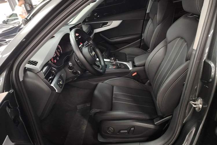 Used Audi A4L 2020 40 TFSI Fashion Dynamic Model