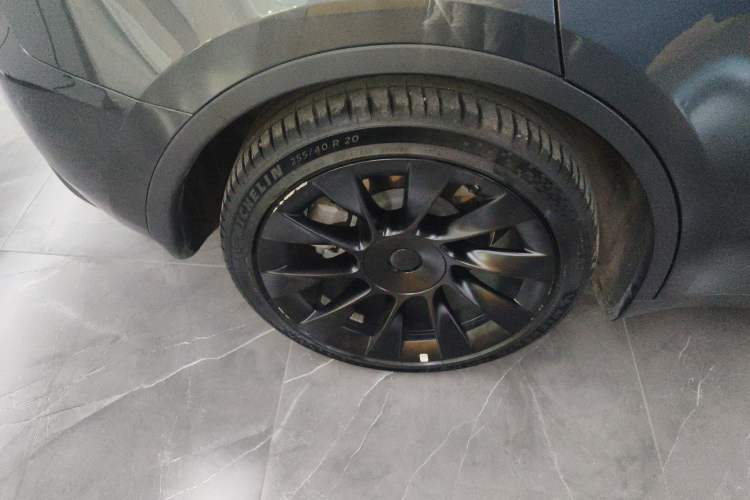 Used Tesla Model Y 2024 Rear-Wheel-Drive Version
