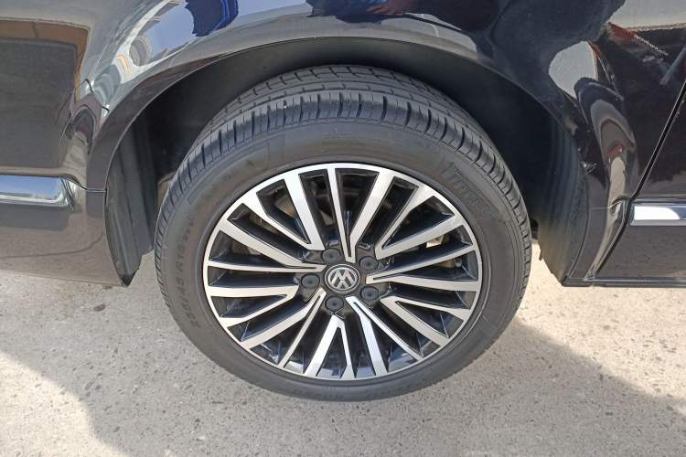 Used Volkswagen Multivan 2018 2.0 TSI Four-Wheel Drive Comfort Edition 7-Seater
