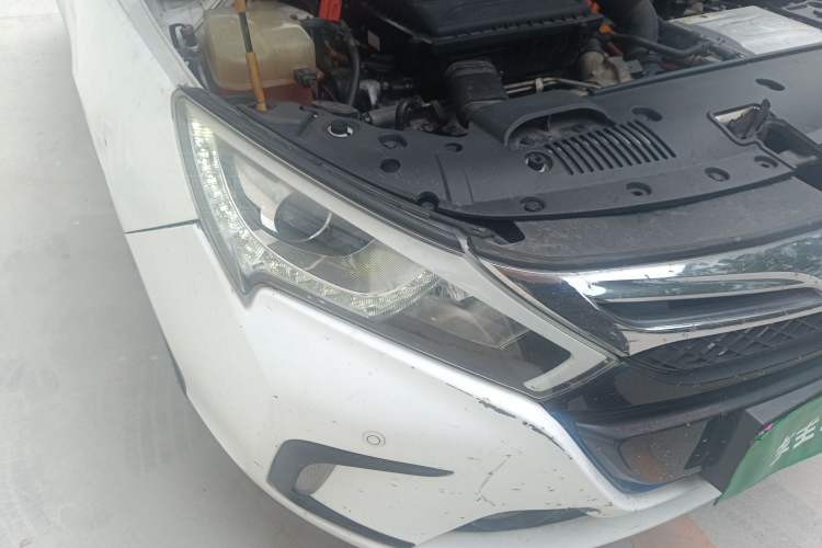 Used BYD Qin New Energy 2015 1.5T Dual-Crown Flagship Plus Edition