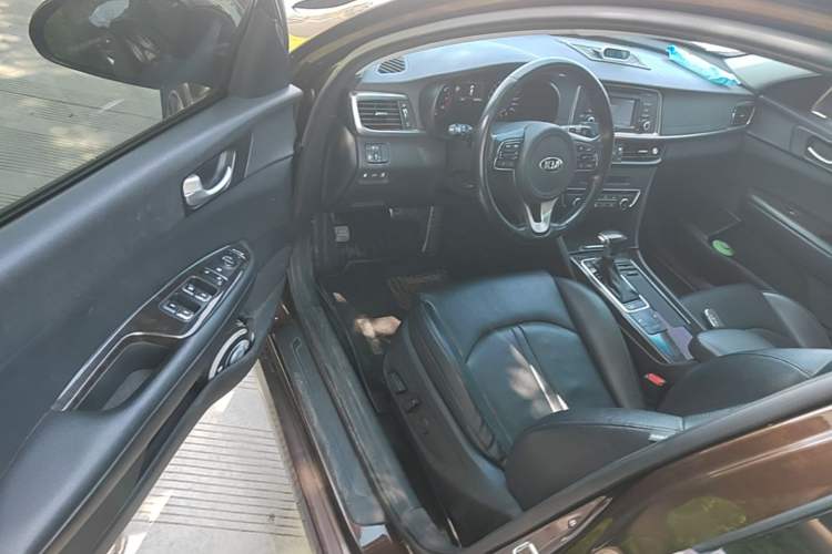Used Kia K5 2016 2.0L Automatic LUX