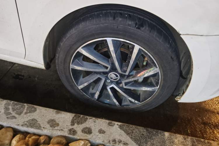 Used Skoda Rapid 2020 1.5L Automatic Comfort Edition