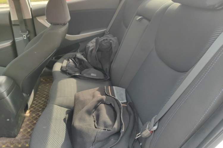 Used Hyundai Elantra (5th Generation / Langdong) 2012 1.6L Manual Leading Model Left Rear Seat