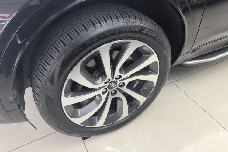 Used Land Rover Discovery Sport 2023 249 PS R-Dynamic S Performance Edition
