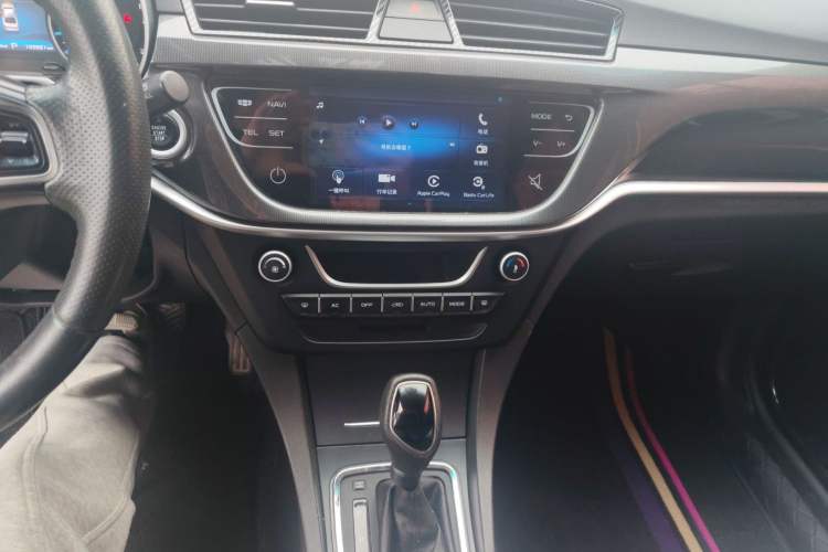 Used Geely Auto Emgrand 2017 Sedan Million Edition 1.3T CVT Upward Version
