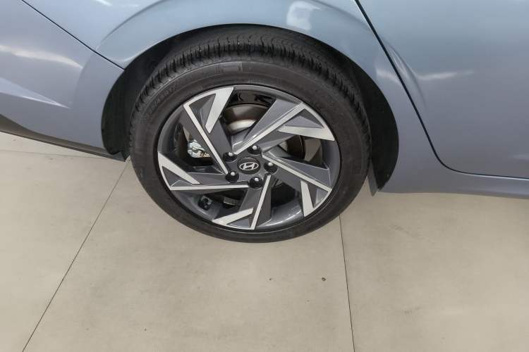 Used Hyundai Elantra 2023 1.5L CVT LUX Prestige Edition Right Rear Wheel Hub