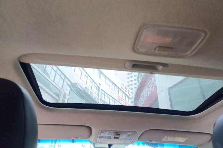 Used Kia K3 2016 1.6L Automatic with Sunroof Headliner