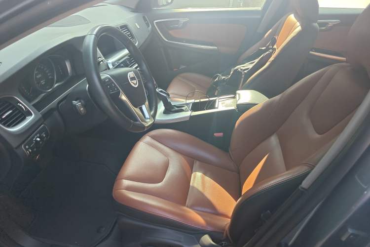 Used Volvo S60 2018 S60L T3 Smart Upgrade Edition