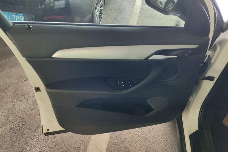 Used BMW X1 2016 sDrive18Li Fashion Model