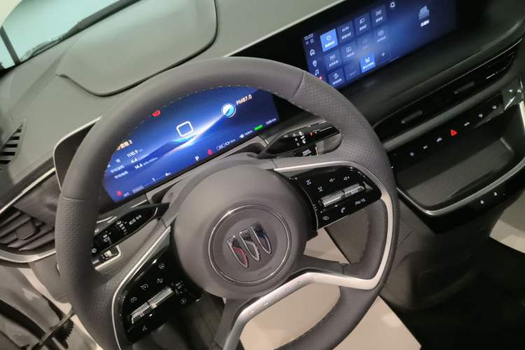 Used Buick GL8 New Energy 2025 Lu Shang Smart Enjoyment Edition 7-Seater