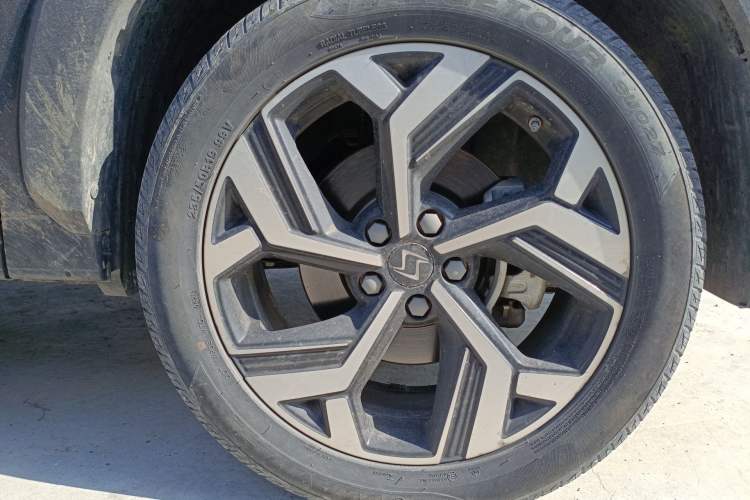 Used SOL X8 2021 300T DCT Prestige Smart Connect Edition 6 Seats