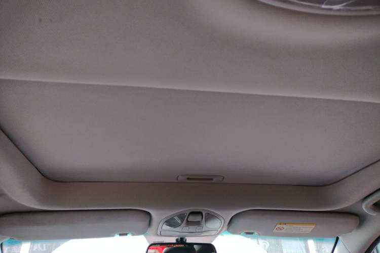 Used Hyundai Santa Fe 2015 2.4L Automatic Two-Wheel Drive Comfort Edition 5 Seats