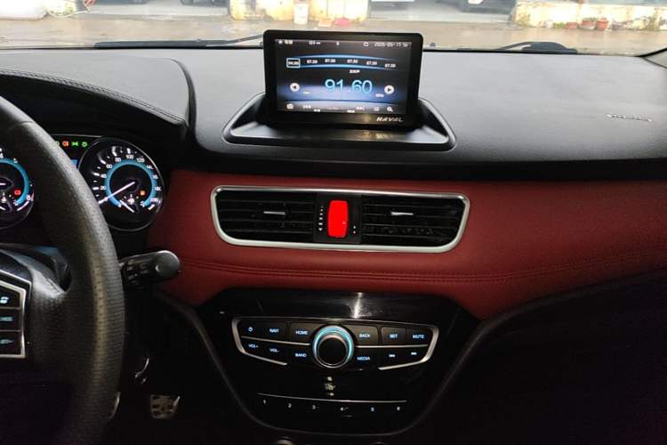 Used Haval H1 2016 Blue Label 1.5L Manual Luxury Model
