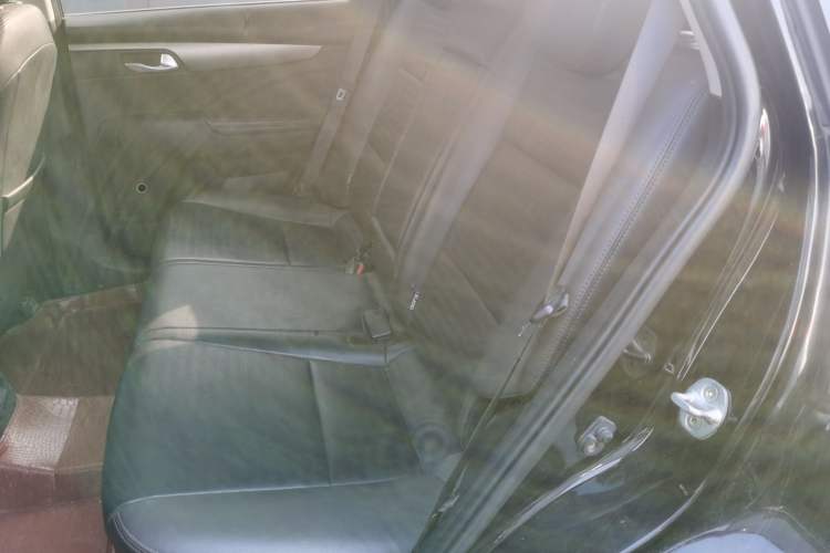 Used Kia Sportage R 2018 2.0L Automatic Smart Luxury Version China V Standard Left Rear Seat