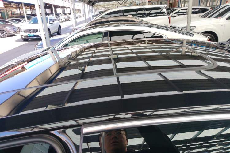 Used Volkswagen Magotan 2025 Revised Version Zhongxiang Edition 330TSI DSG Luxury Trim Roof