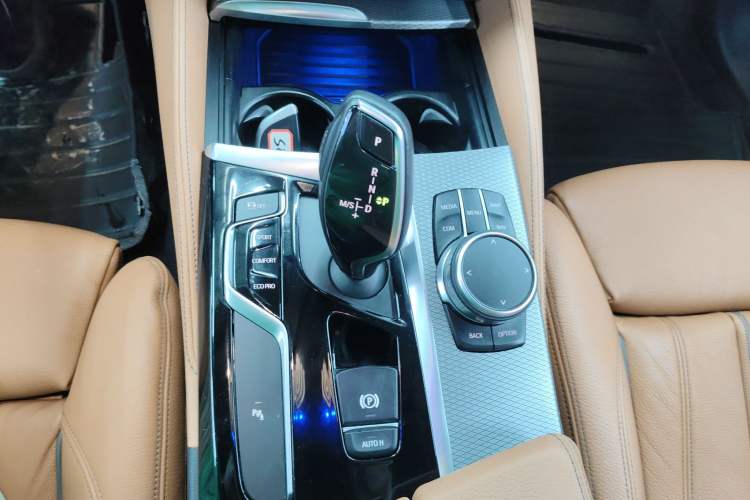 Used BMW 5 Series 2018 525i M Sport Package
