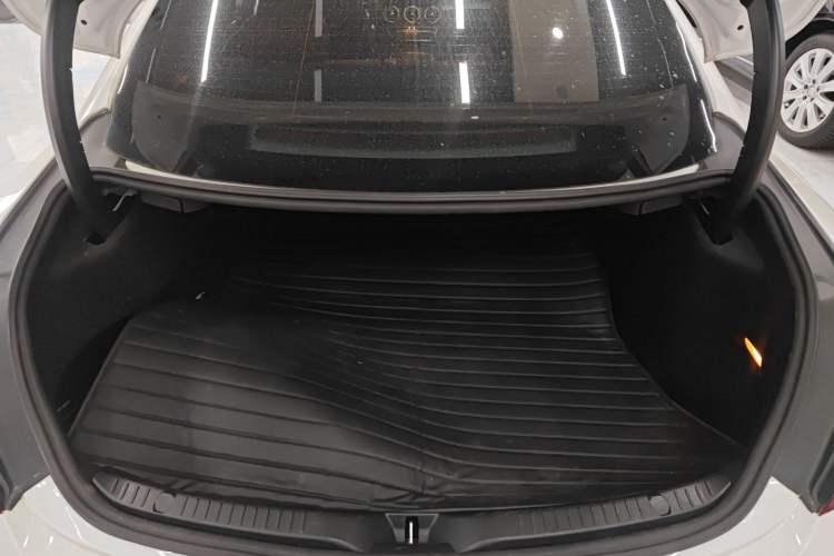 Used Mercedes-Benz C-Class 2019 C 260 Coupe Trunk